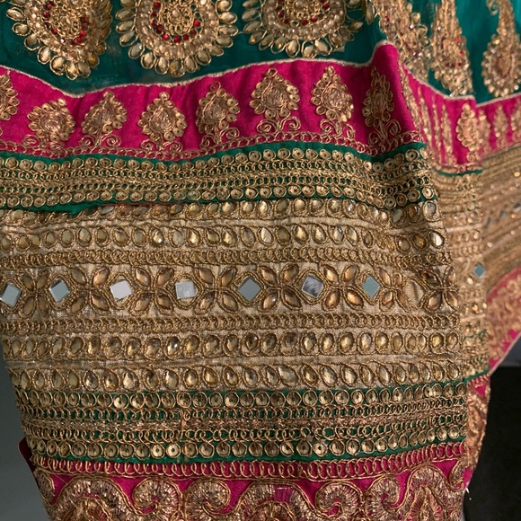 Indian heavy embroidery lehenga choli - Picture 4 of 10